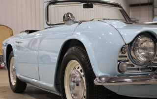 TRIUMPH TR4 4 CYLINDRES - 4 RAPPORTS -2138CC ANNEE 1964 (6)